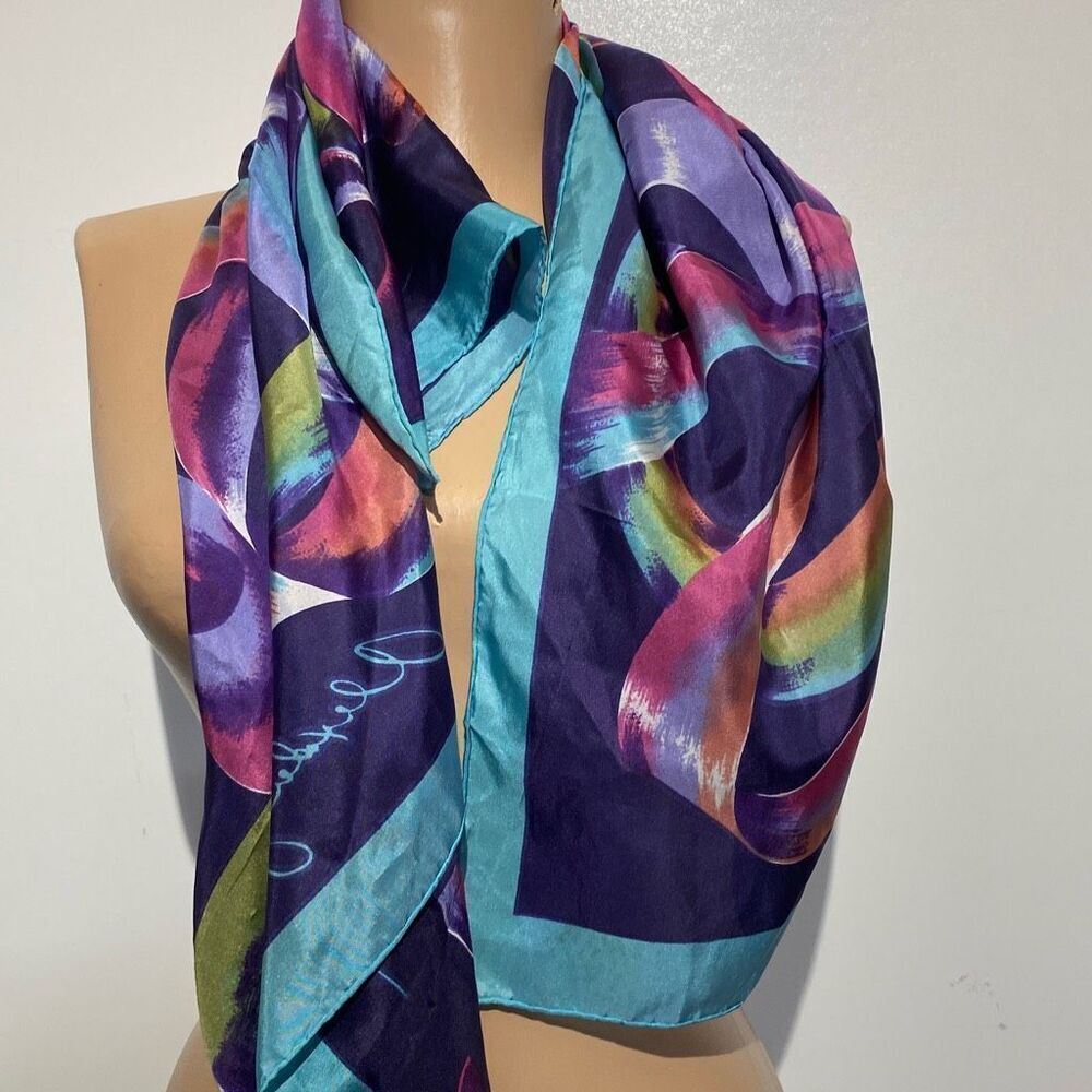 Alexander Julian Women's Blue‎ Silk Scrolling Ribbon Scarf Wrap Size 34 x 34